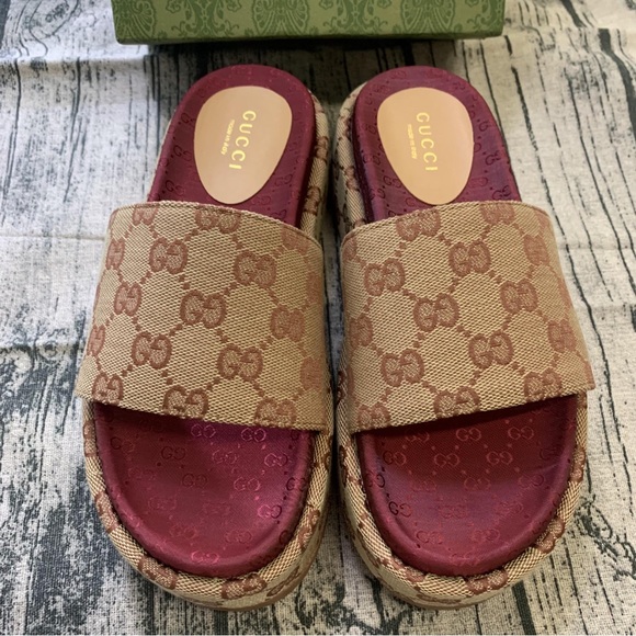 Gucci GiGi Platform Sandals Slippers - Picture 3 of 8